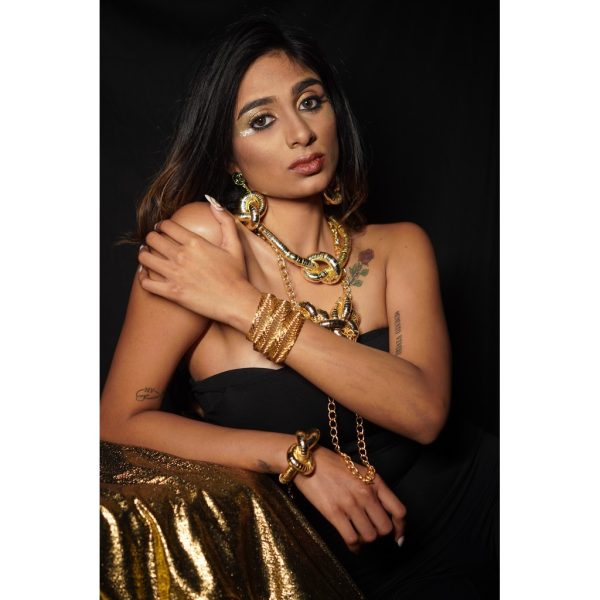 Gold Metallic Knot Bracelet (RJB517)